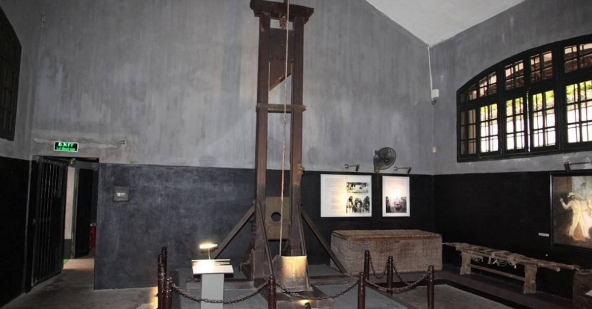  Hoa Lo Prison: History, tickets, and insider tips 2026
