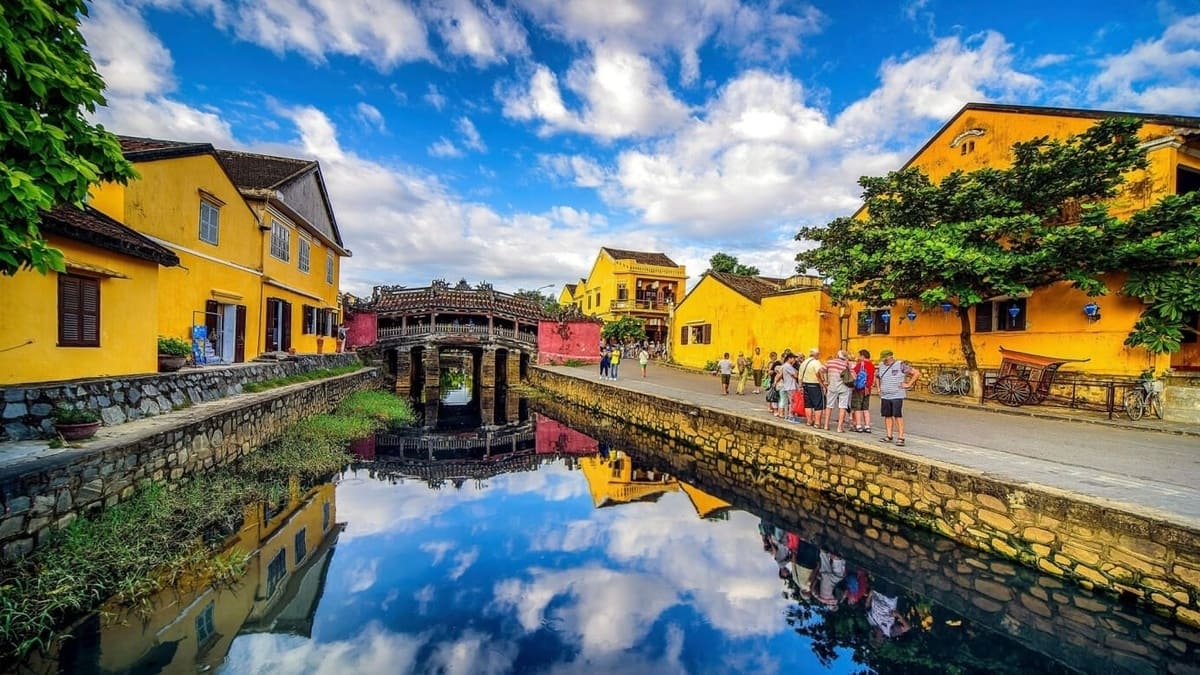 Hoi An Ancient Town: the exact ticket rules and how to avoid the midday crowds