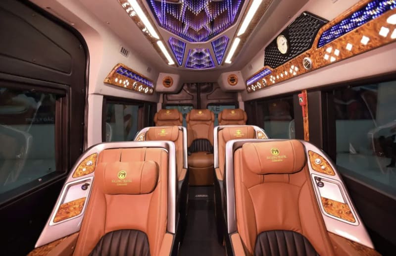 Private Luxury Limousine Transfer: Hanoi / Noi Bai to Ha Long Bay