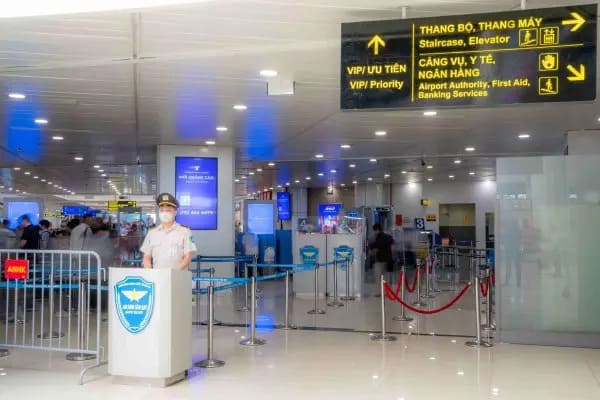 Hanoi Fast Track at Noi Bai Airport (HAN) — Arrival & Departure