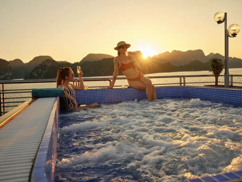 Sea Lion Luxury Cruise | 5-Star Halong Bay Day Tour with Buffet Lunch